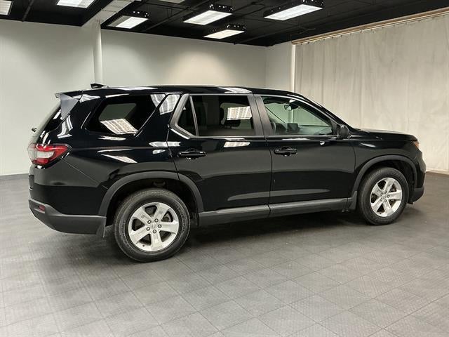 2023 Honda Pilot AWD LX