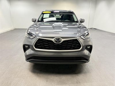 2022 TOYOTA TRUCK HIGHLANDER XLE