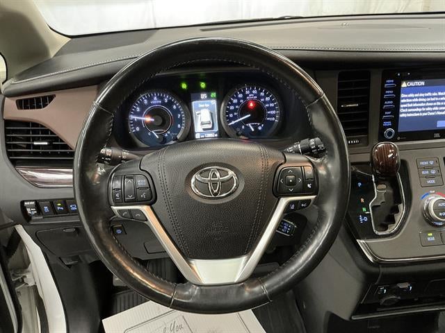 2018 Toyota Sienna Limited Premium 7 Passenger