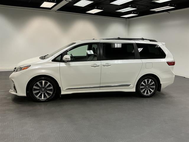2018 Toyota Sienna Limited Premium 7 Passenger