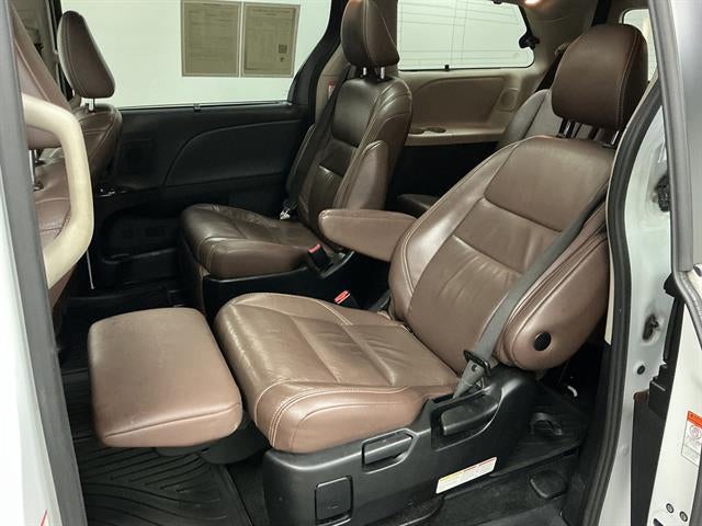 2018 Toyota Sienna Limited Premium 7 Passenger