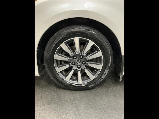 2018 Toyota Sienna Limited Premium 7 Passenger