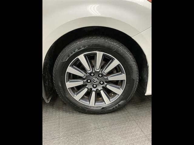 2018 Toyota Sienna Limited Premium 7 Passenger