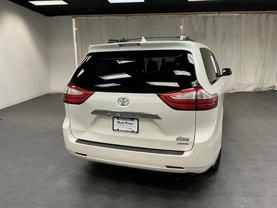 2018 Toyota Sienna Limited Premium 7 Passenger