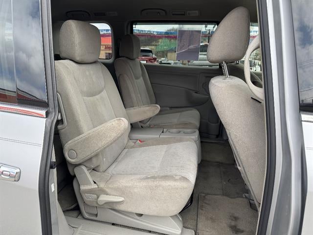 2015 Nissan Quest SV