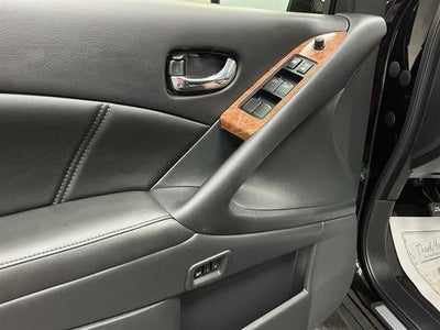 2012 Nissan Murano LE