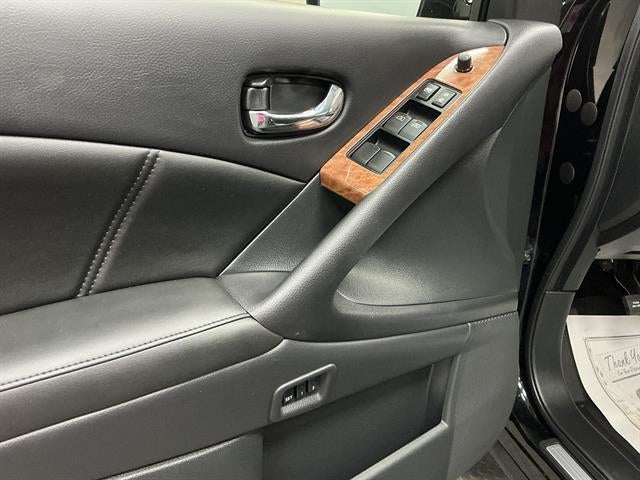2012 Nissan Murano LE