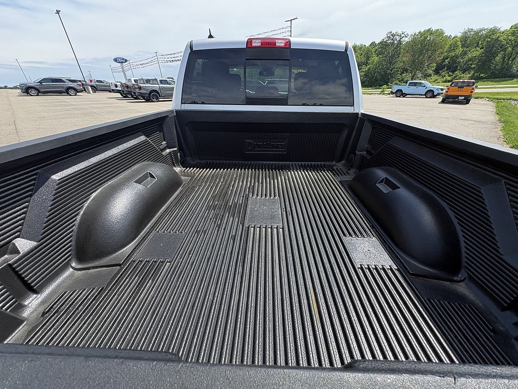 2015 RAM 1500 SLT