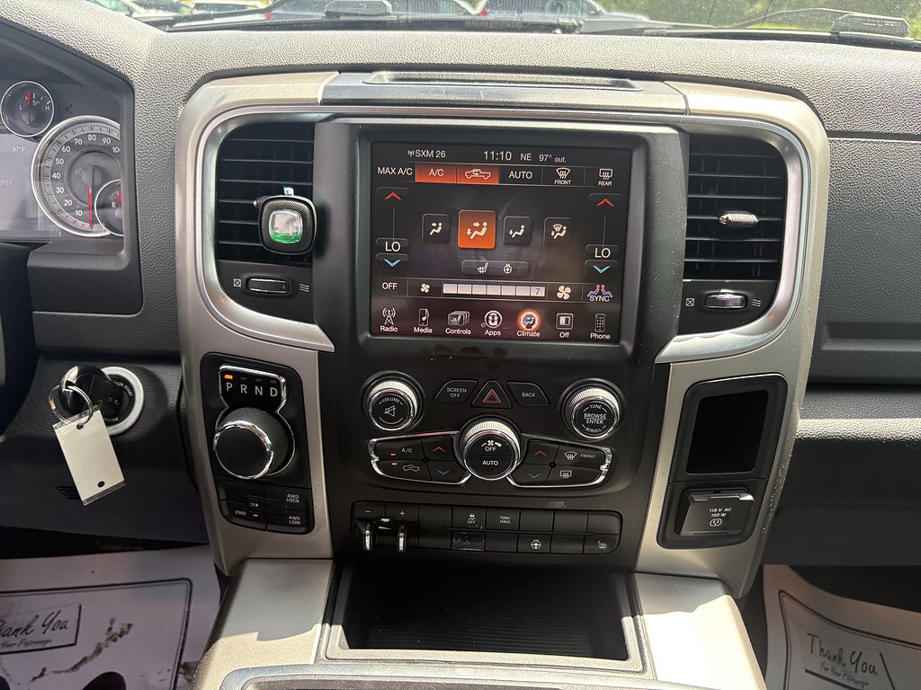 2015 RAM 1500 SLT