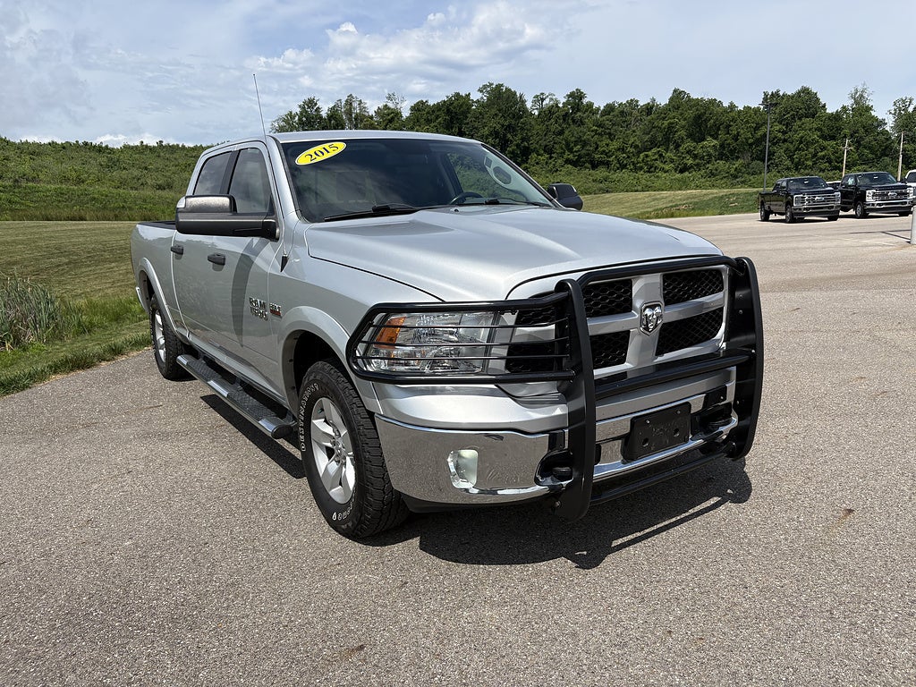2015 RAM 1500 SLT