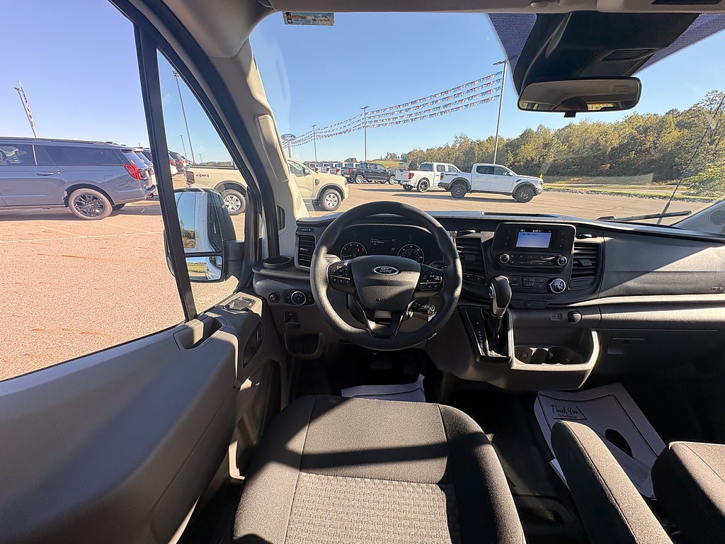 2023 Ford Transit Passenger Wagon 350 XL