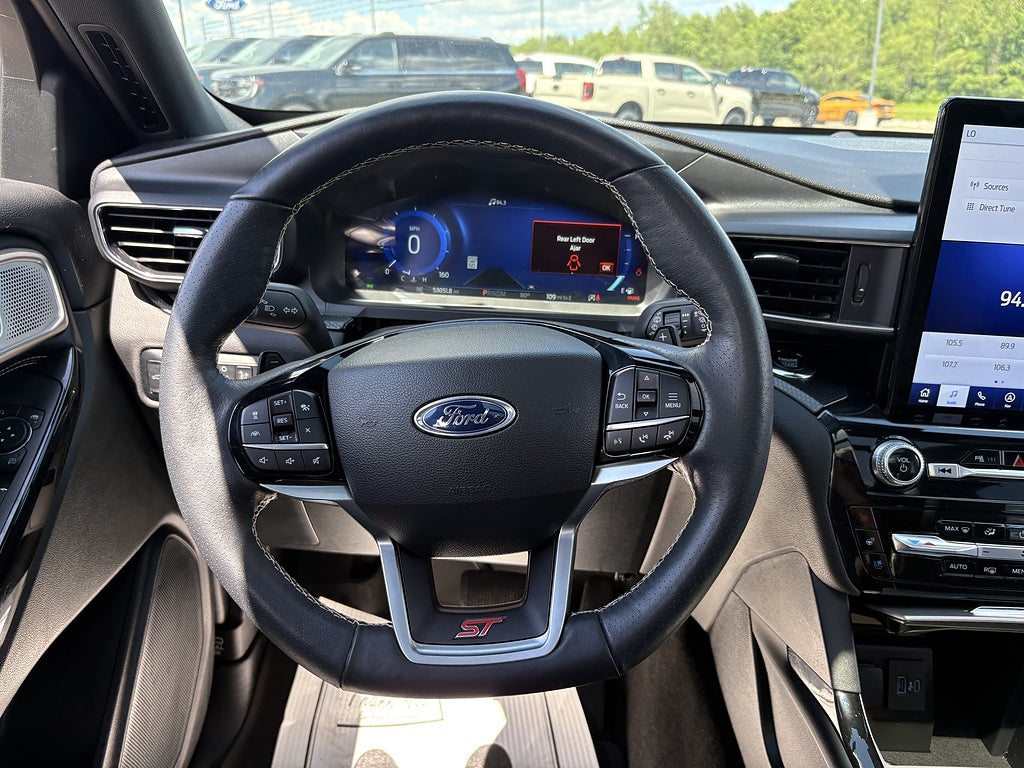 2024 Ford Explorer ST
