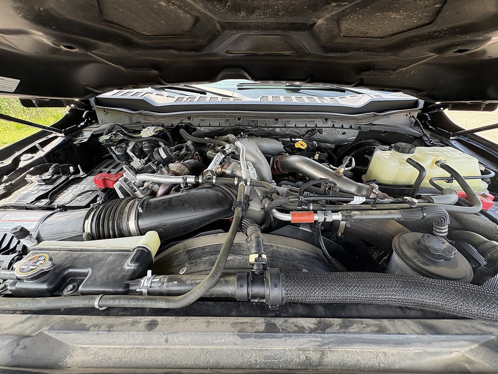 2023 Ford Super Duty F-250 SRW Lariat