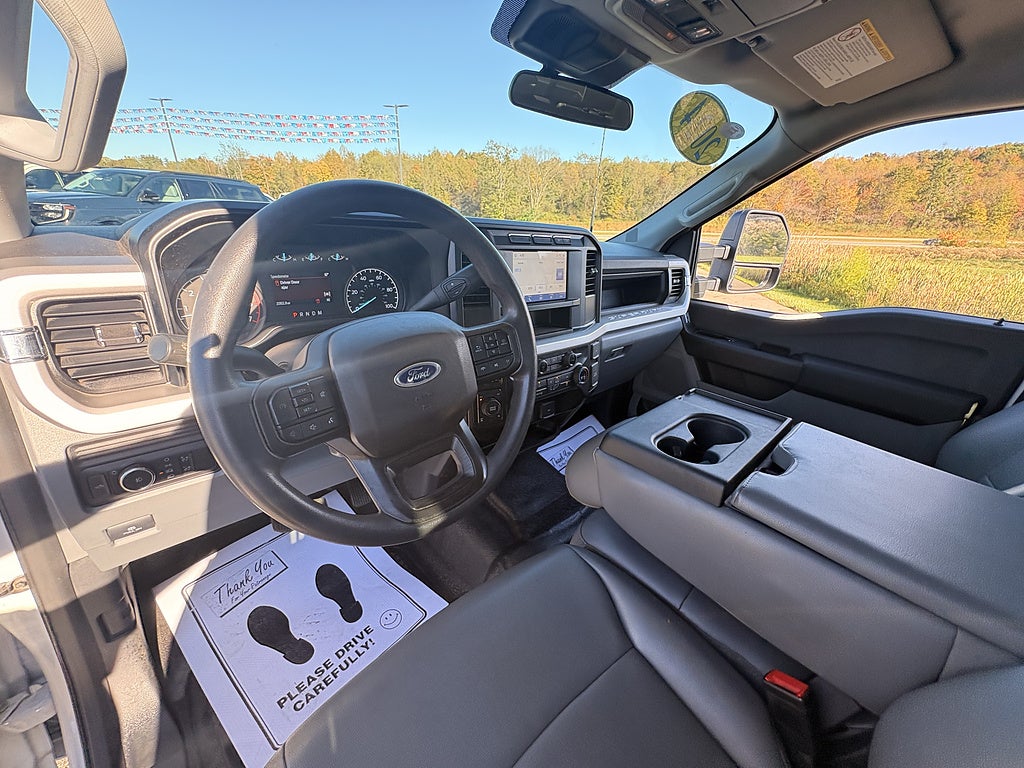 2024 Ford Super Duty F-350 SRW XL