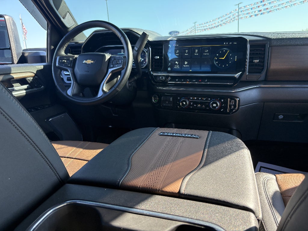 2024 Chevrolet Silverado 3500HD High Country