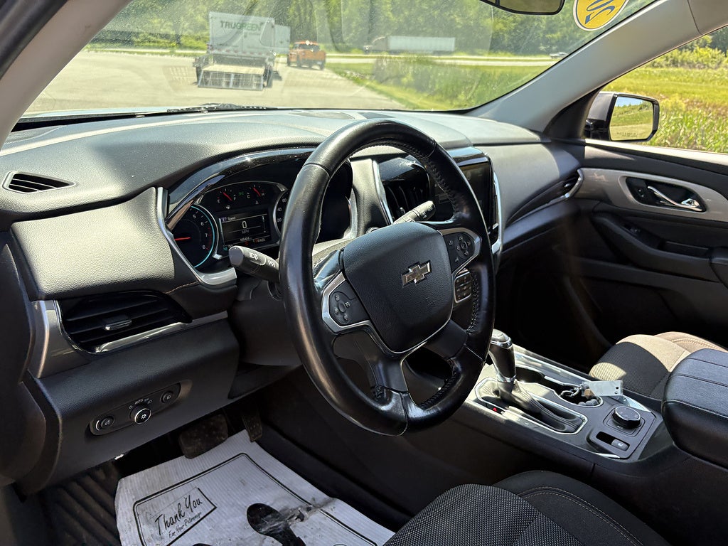 2018 Chevrolet Traverse LT Cloth
