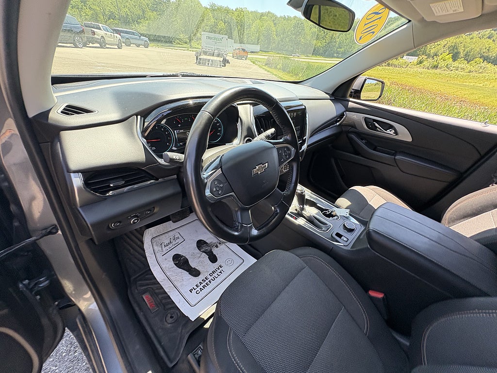 2018 Chevrolet Traverse LT Cloth
