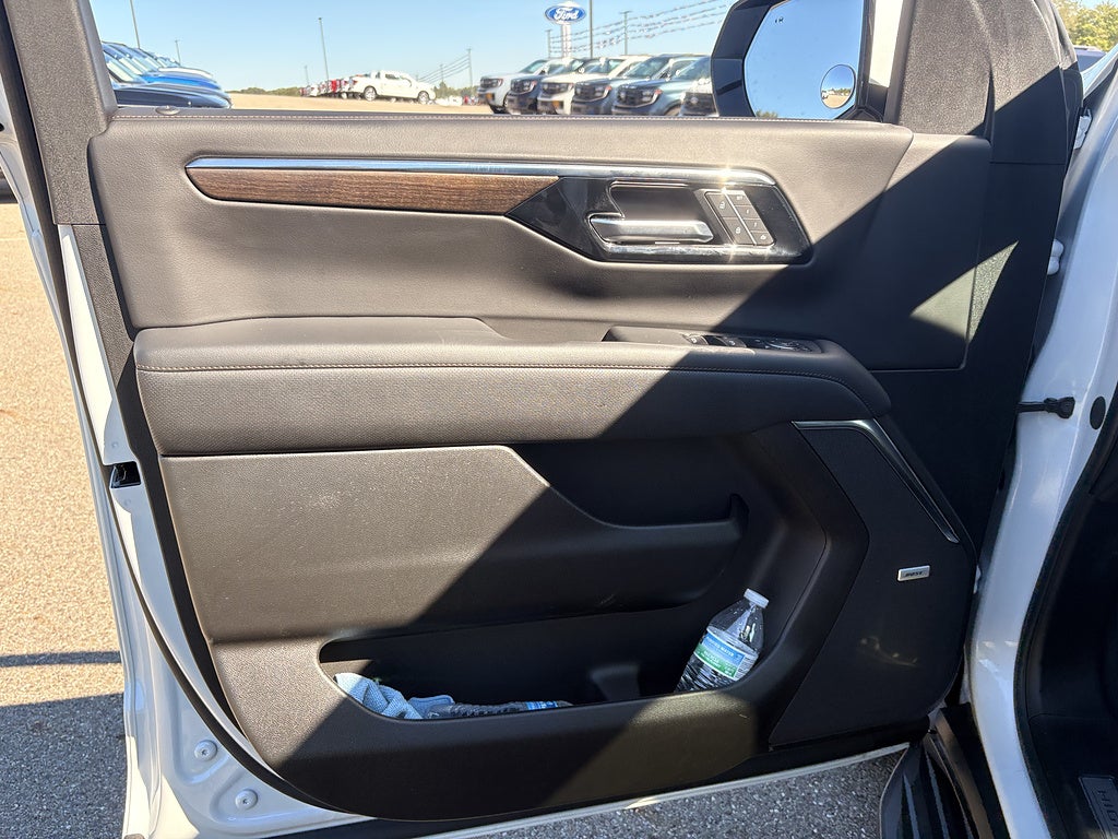 2025 Chevrolet Suburban High Country