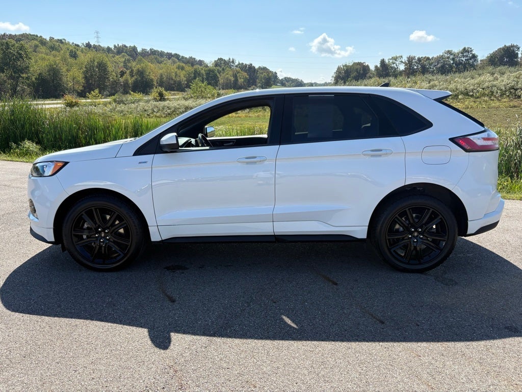 2021 Ford Edge ST Line