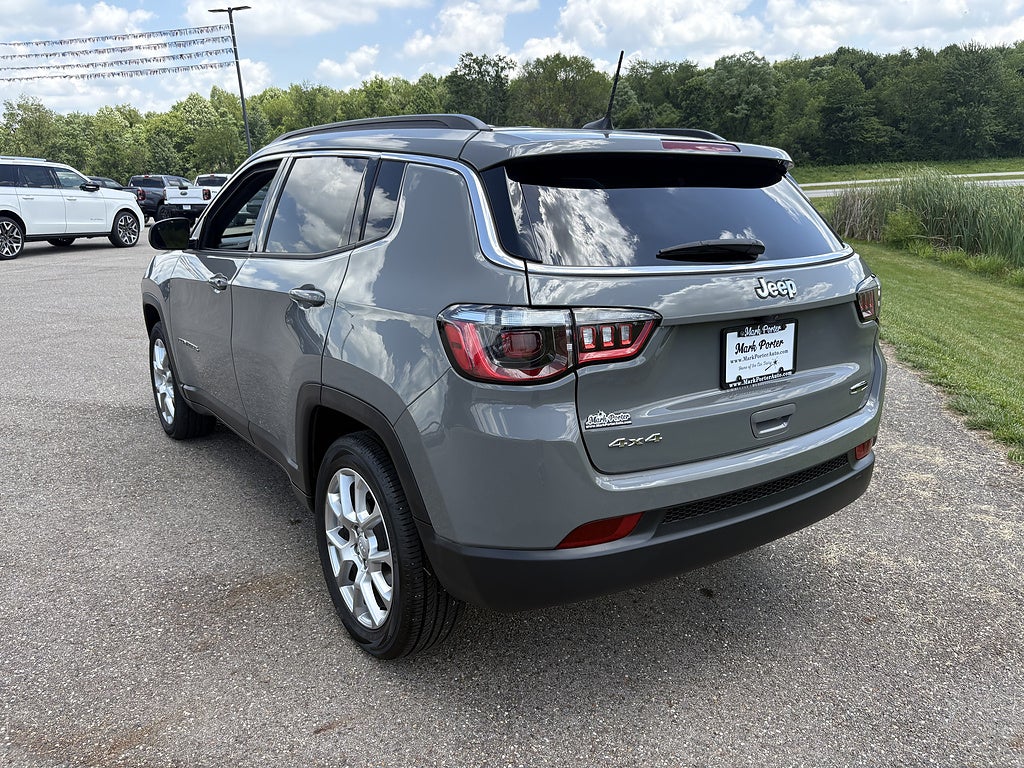 2024 Jeep Compass Latitude Lux
