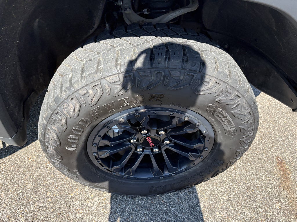 2024 GMC Sierra 1500 AT4X