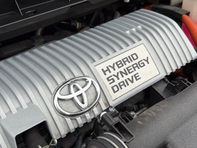 2014 Toyota Prius v Two