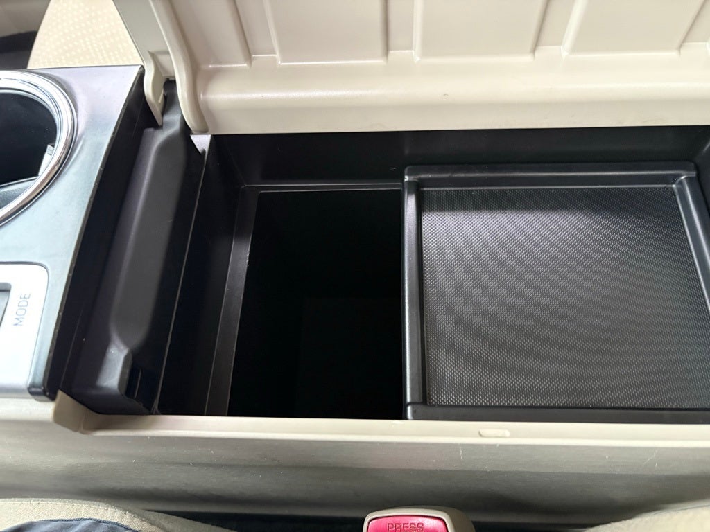 2014 Toyota Prius v Two