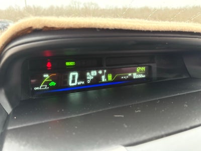 2014 Toyota Prius v Two