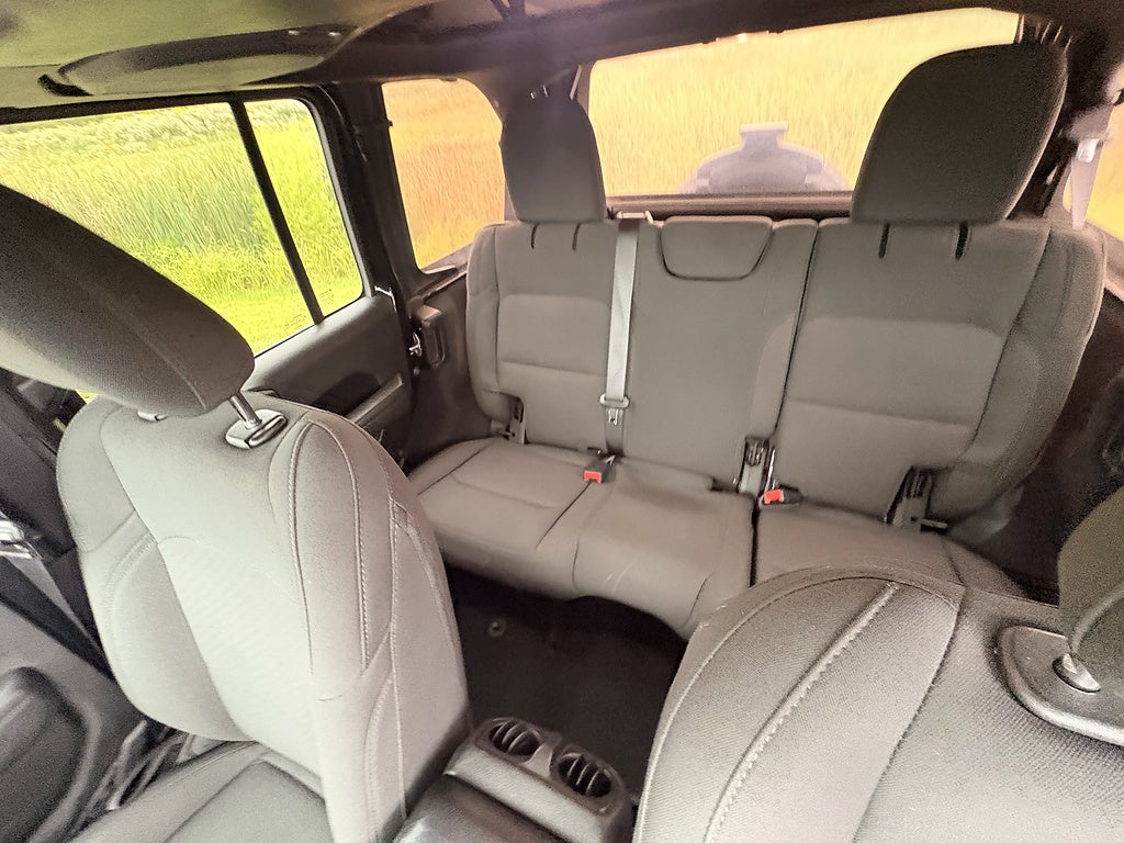 2022 Jeep Wrangler Sport S