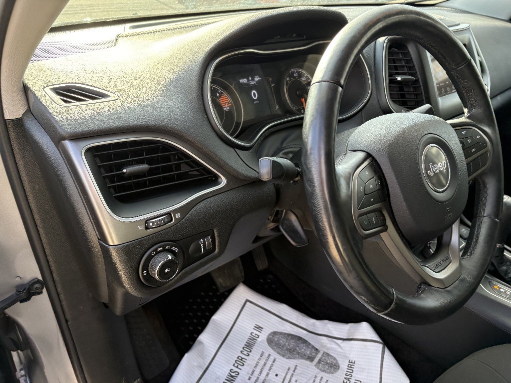 2019 Jeep Cherokee Latitude