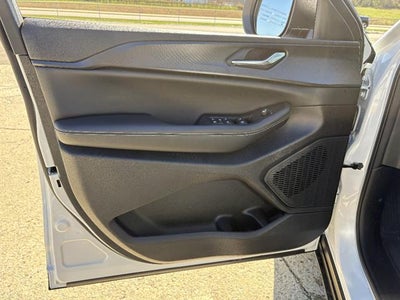 2026 Jeep Grand Cherokee Altitude 4x4