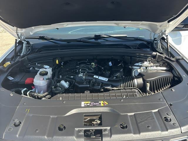 2023 Jeep Grand Cherokee Laredo 4x4