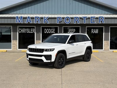 2026 Jeep Grand Cherokee Altitude 4x4