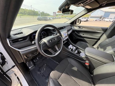 2026 Jeep Grand Cherokee Altitude 4x4