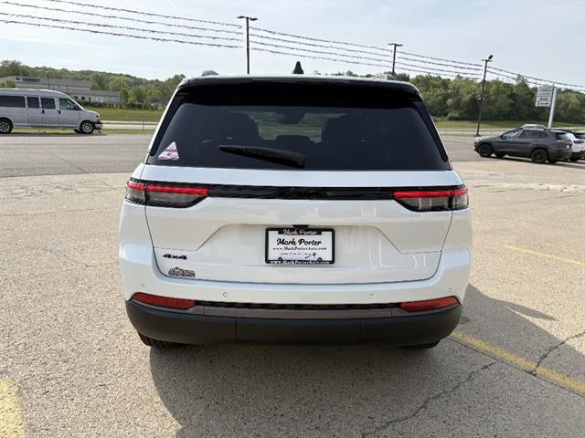 2026 Jeep Grand Cherokee Altitude 4x4