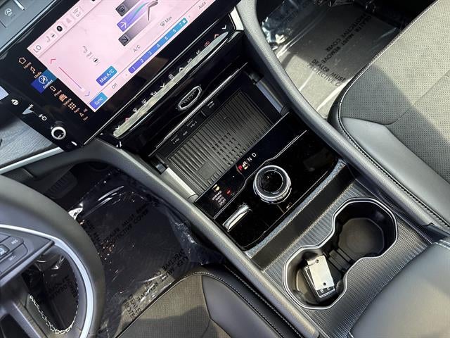 2027 Jeep Grand Cherokee Laredo Altitude