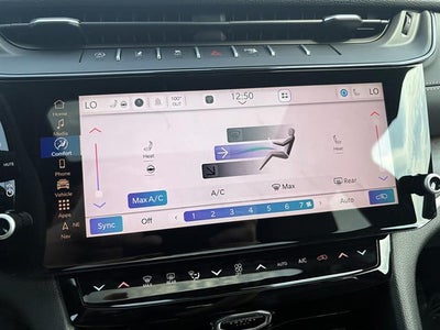 2027 Jeep Grand Cherokee Laredo Altitude