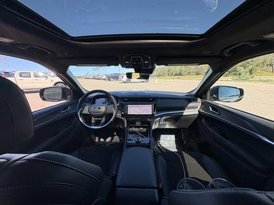 2027 Jeep Grand Cherokee Laredo Altitude