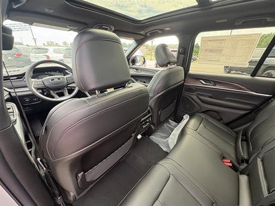 2026 Jeep Grand Cherokee 85th Anniversay Edition 4x4