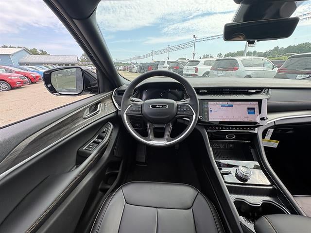 2026 Jeep Grand Cherokee 85th Anniversay Edition 4x4
