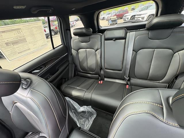 2026 Jeep Grand Cherokee 85th Anniversay Edition 4x4