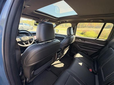 2027 Jeep Grand Cherokee Limited