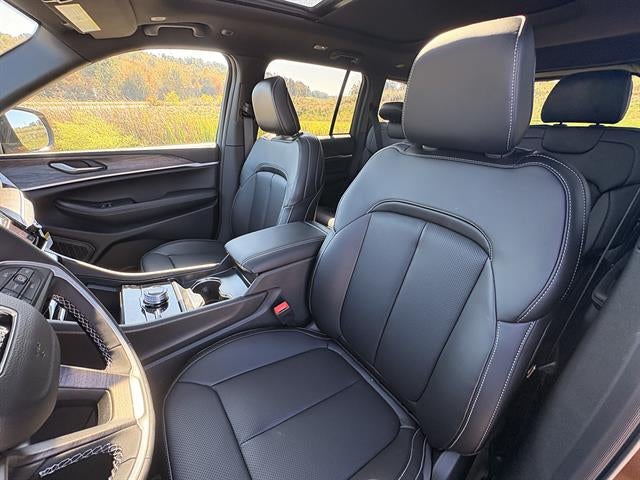 2027 Jeep Grand Cherokee Limited