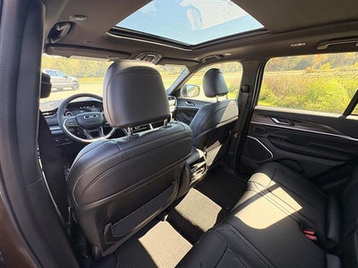 2027 Jeep Grand Cherokee Limited Reserve