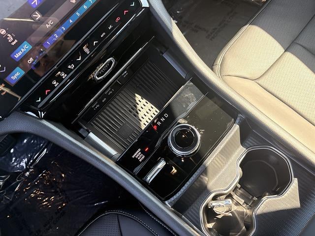 2027 Jeep Grand Cherokee Limited Reserve