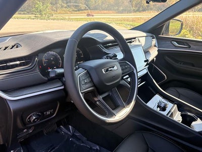 2027 Jeep Grand Cherokee Limited Reserve