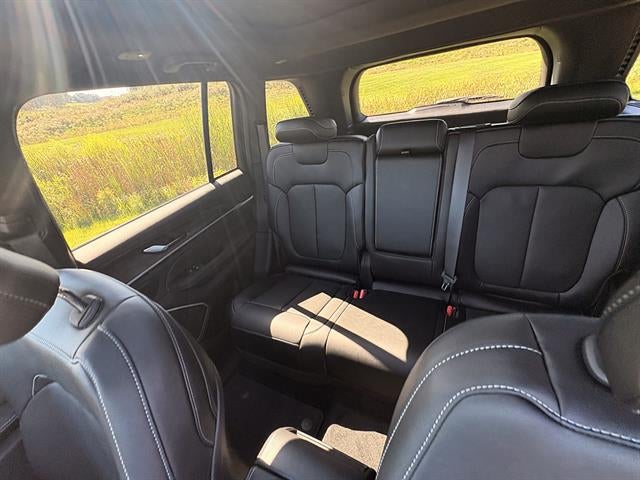 2027 Jeep Grand Cherokee Limited Reserve