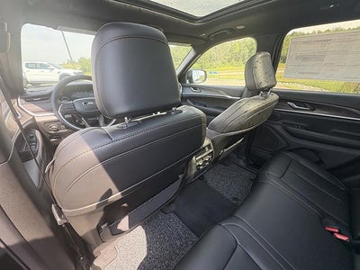 2026 Jeep Grand Cherokee 85th Anniversay Edition 4x4