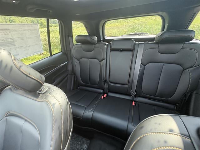 2026 Jeep Grand Cherokee 85th Anniversay Edition 4x4