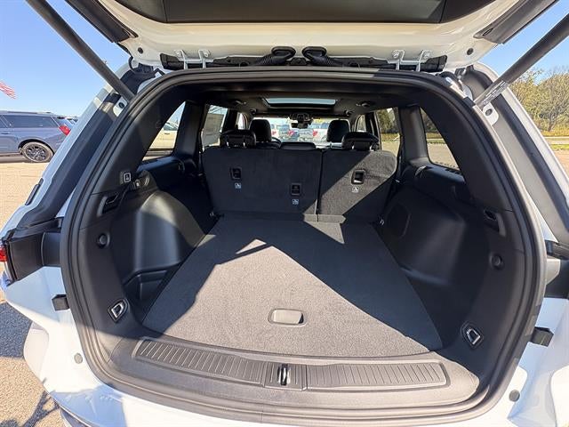 2027 Jeep Grand Cherokee Limited Reserve